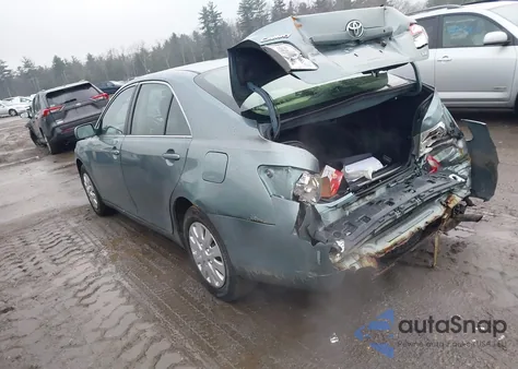 2007 Toyota Camry Le z USA, uszkodzony, nr VIN 4T1BE46KX7U600792